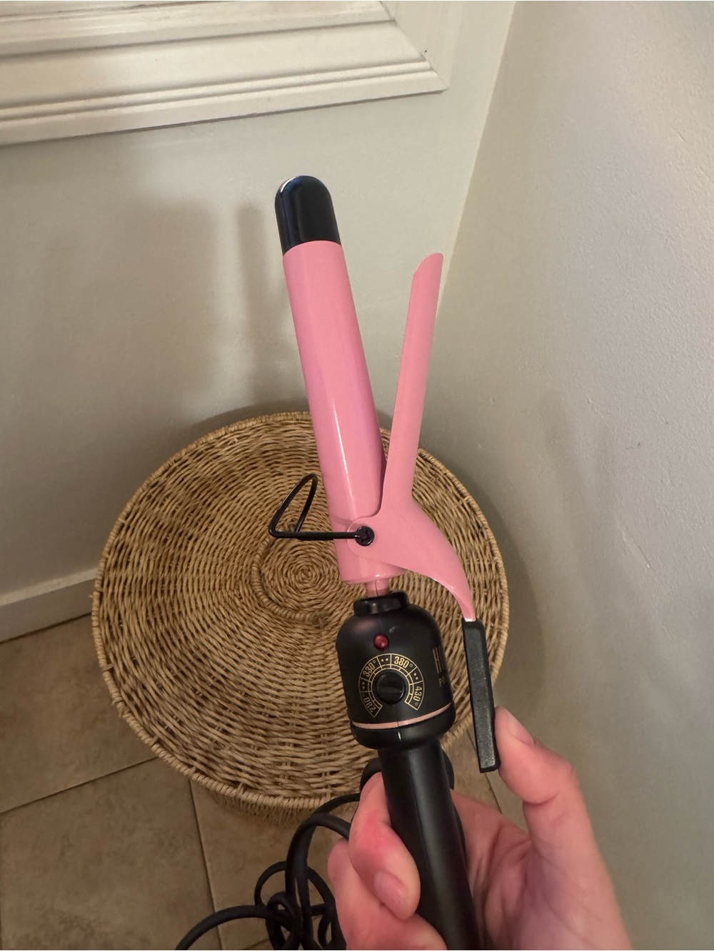 Hot Tools Pink Titanium Curling Iron Wand 1" Professional Multi Heat